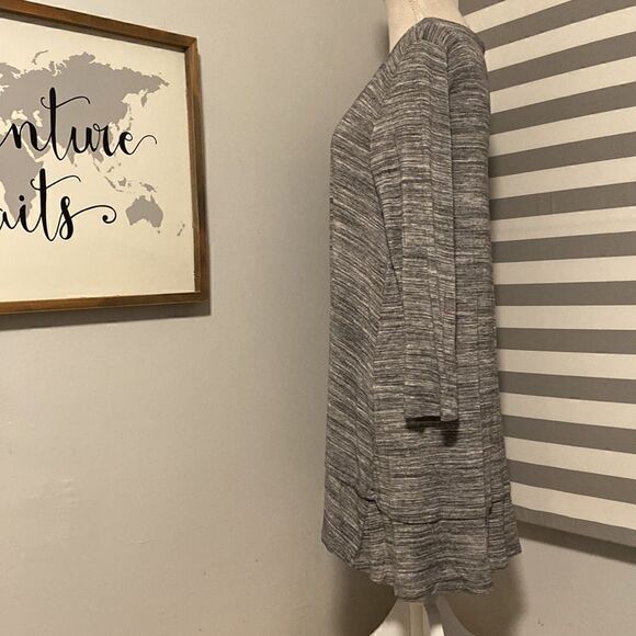 Soft Surroundings Heather Gray Lightweight Knit Tunic Blouse Size Medium - Picture 4 of 7